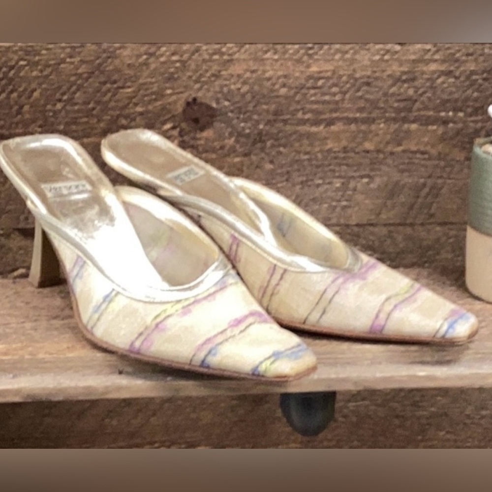 Versani Made in Italy Kitten Heel Mules – Size 5.5 B - Picture 8 of 9